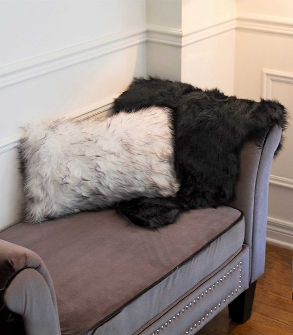 2' X 3' Black Animal Print Area Rug - Image 3