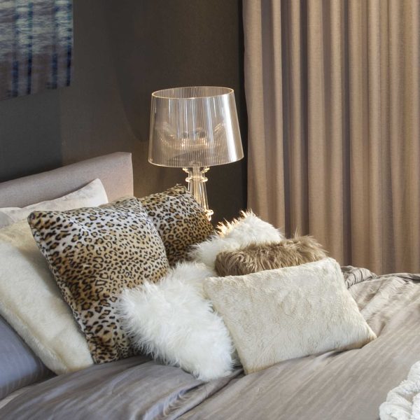 18" x 18" x 5" Leopard Faux  Pillow 2 Pack - Image 3