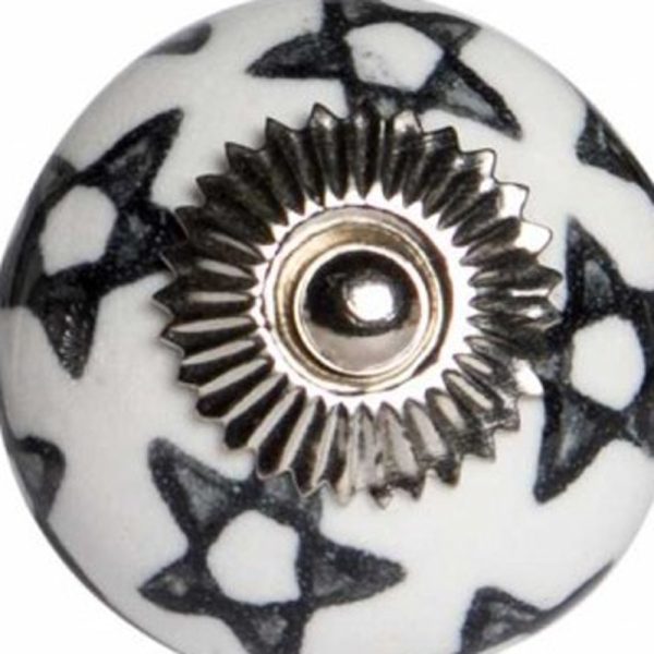 1.5" x 1.5" x 1.5" White Black and Silver  Knobs 12 Pack - Image 3