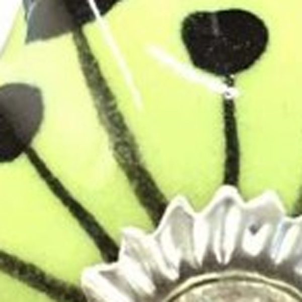 1.5" x 1.5" x 1.5" Yellow Green and Silver  Knobs 12 Pack - Image 4