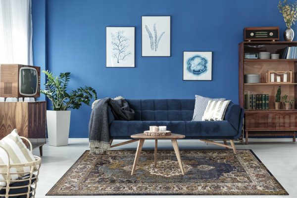 7' x 10'  Polypropylene Navy Area Rug - Image 5