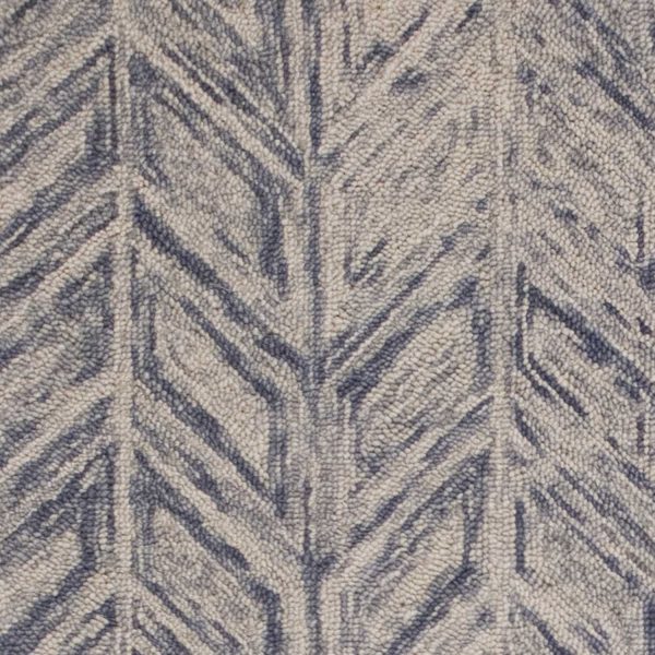8'x10' Blue Hand Tufted Herringbone Indoor Area Rug - Image 3