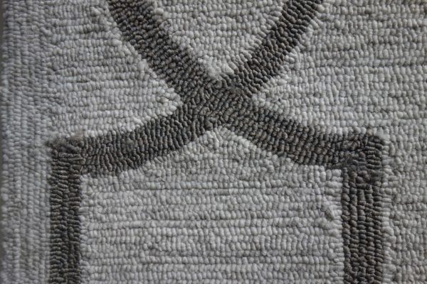 5'x7' Oatmeal Ivory Hand Hooked UV Treated Bordered Indoor Outdoor Area Rug - Image 4