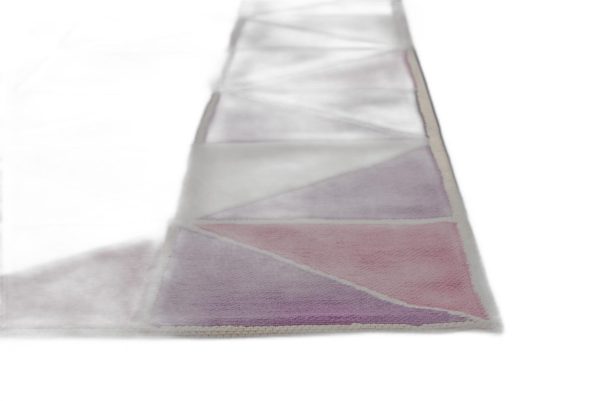 6'7 x 9'6 Polyester Ivory Pink Area Rug - Image 3
