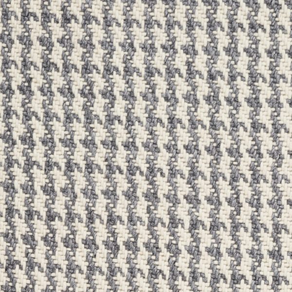 5' x 8' Ivory or Grey Plaid Knitted Wool Indoor Area Rug with Fringe - Image 2