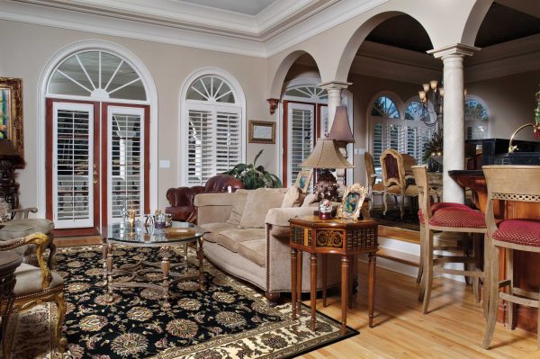 2' x 8' Black or Ivory Traditional Bordered Rug - Image 2