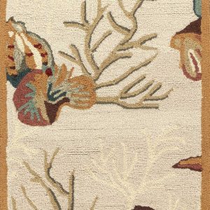 8' Beige Hand Hooked Sea Shells Indoor Runner Rug