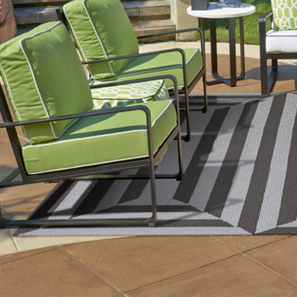 7' Square   UV treated Polypropylene Charcoal Area Rug - Image 3