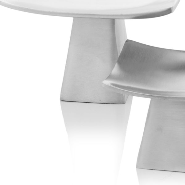 Set of 2 Mod Matte Silver Pedestal Candle Holders - Image 4