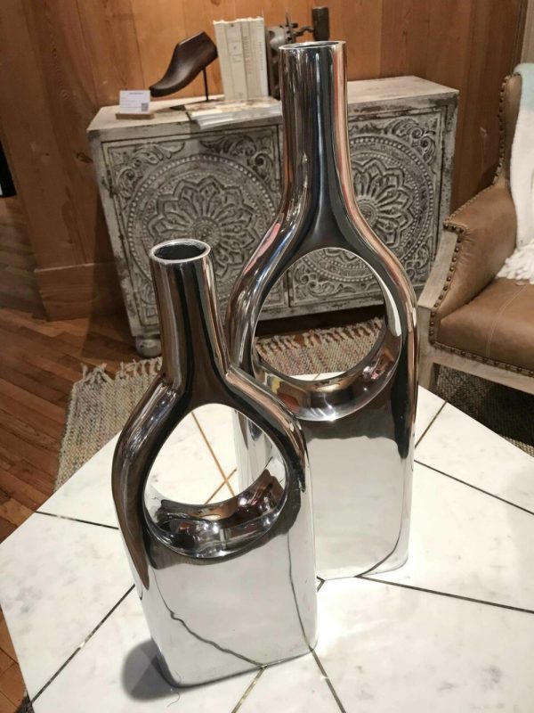 3.5" x 9" x 25" Buffed View Thru Vases Set of 2 - Image 3