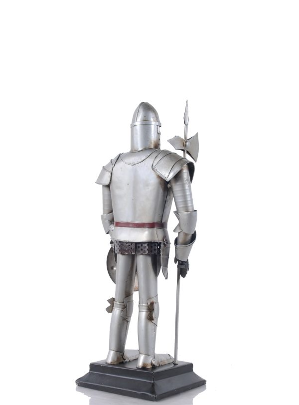 5" x 7.5" x 17" Suit of Armour - Image 4