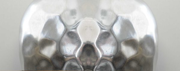Delicious Hammered Finish Apple Statue - Image 4