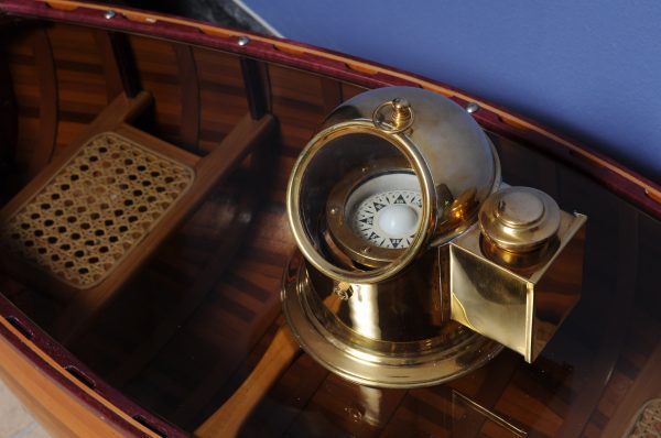 7.25" x 9" x 7" Binnacle Compass Large - Image 4