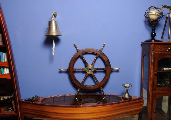 30" x 30" x 2" Ship Wheel - Image 4