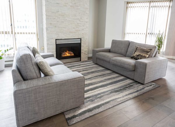 39 X 63  Grey Polypropylene Rug - Image 2