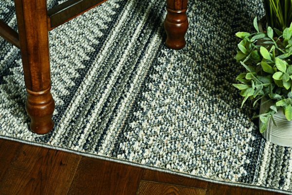5' x 8' Grey Geometric Area Rug - Image 3