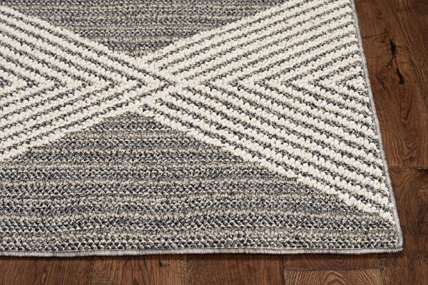 5' x 8' Grey or  Ivory Geometric Diamond Area Rug - Image 3