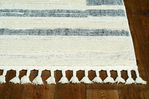 3' x 5' Ivory Grey Gradient Area Rug with Fringe - Image 3