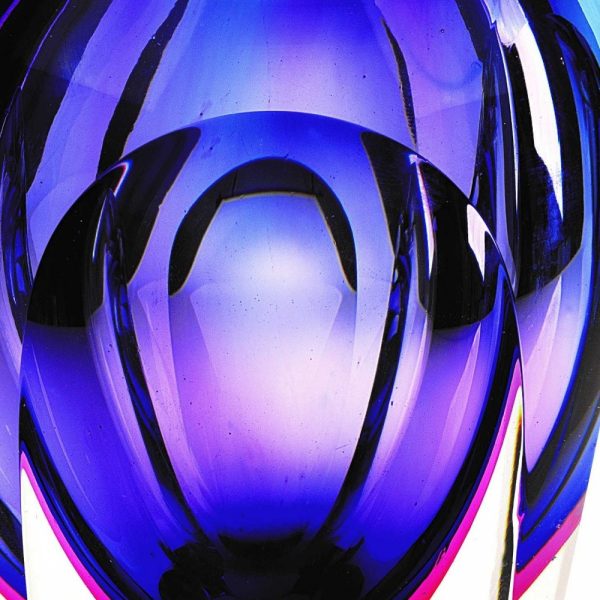 9 Purple Art Glass Vase - Image 5