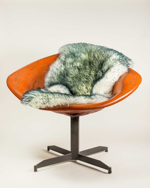 2' x 3' Gray Mist New Zealand Natural Sheepskin Rug - Image 4