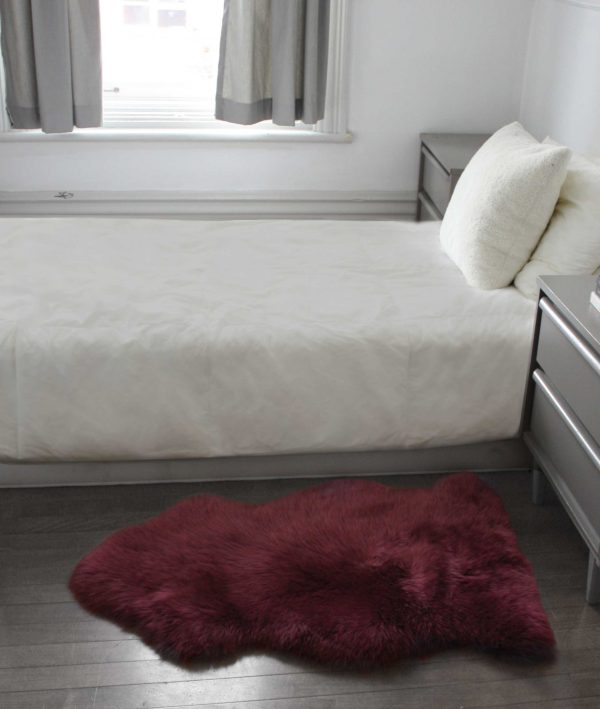 2' x 3' Burgundy New Zealand Natural Sheepskin Rug - Image 4