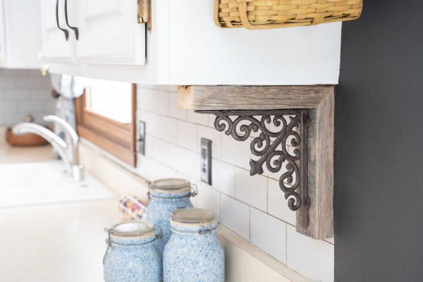 Set of Two Natural Weathered Gray Wood and Metal Corbels. - Image 3