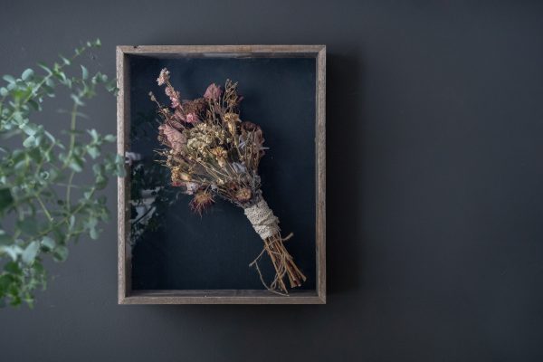 18x24 Rustic Weathered Grey Picture Frame with Hanger - Image 3