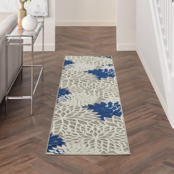 2?x 8?Ivory and Navy Indoor Outdoor Runner Rug - Image 4