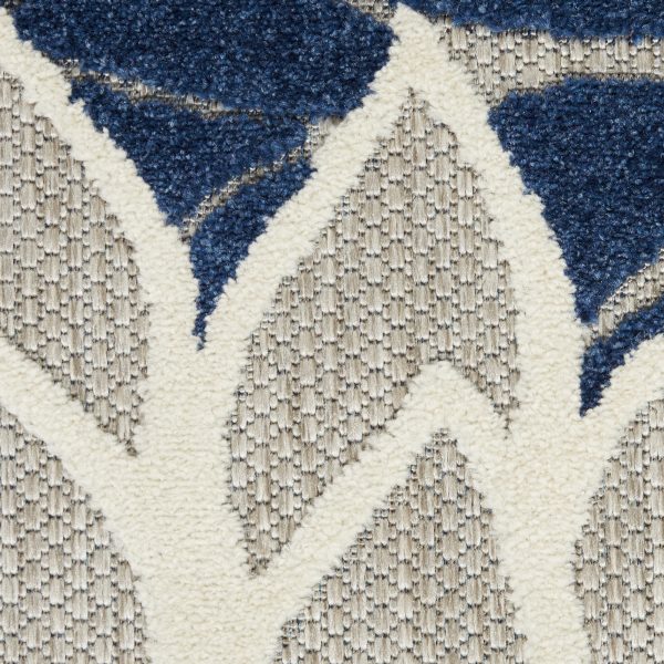 2?x 8?Ivory and Navy Indoor Outdoor Runner Rug - Image 5