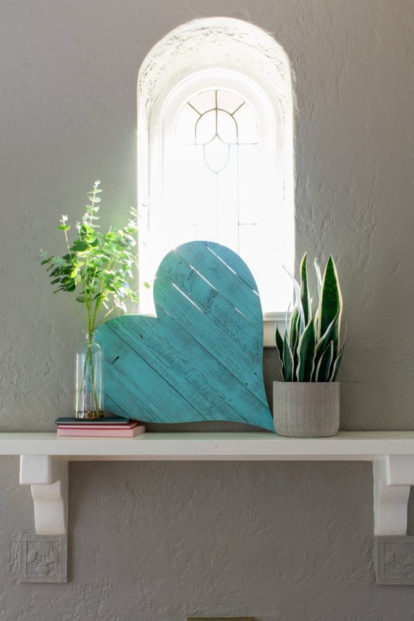 18" Rustic Farmhouse Turquoise Wooden Heart - Image 2