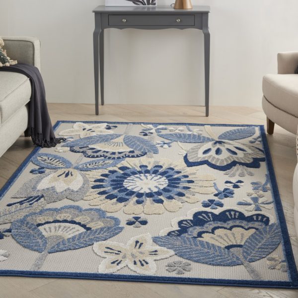 4?x 6' Blue and Gray Indoor Outdoor Area Rug - Image 4