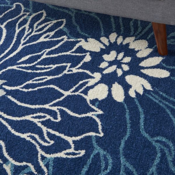 4?x 6?Navy and Ivory Floral Area Rug - Image 5