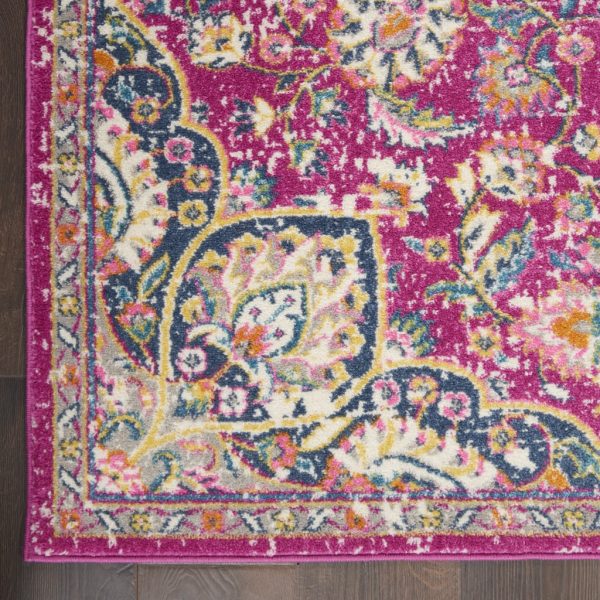4?x 6?Pink and Ivory Medallion Area Rug - Image 2