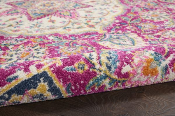4?x 6?Pink and Ivory Medallion Area Rug - Image 3