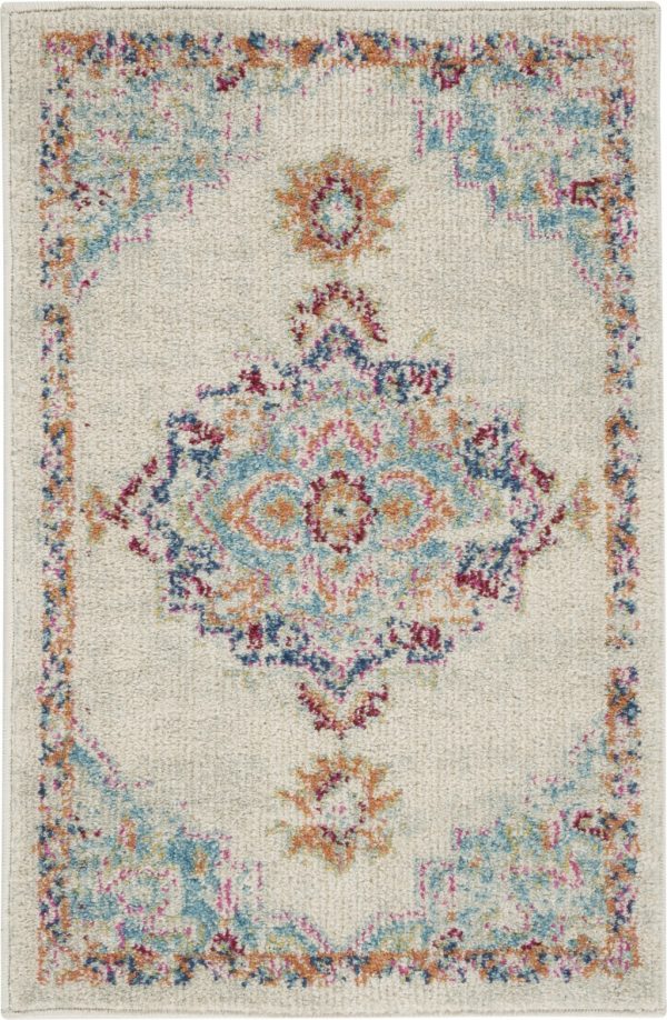 2?x 3?Gray Distressed Medallion Scatter Rug