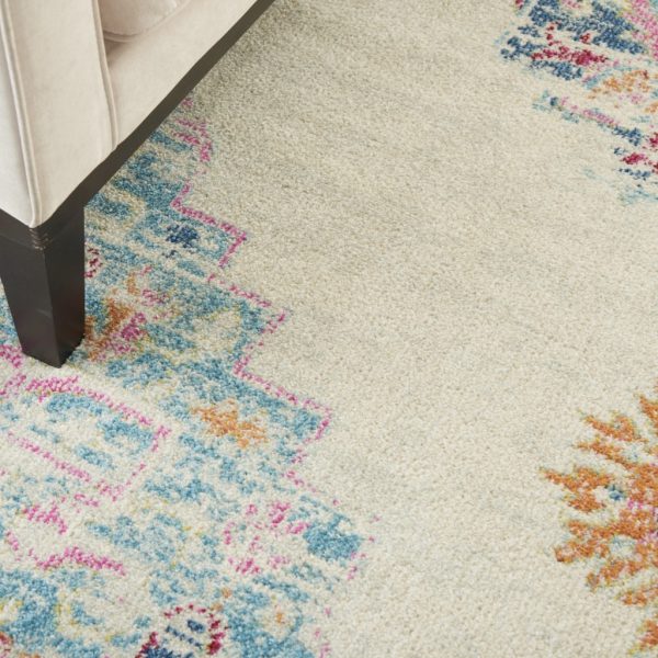 5?x 7?Gray Distressed Medallion Area Rug - Image 5