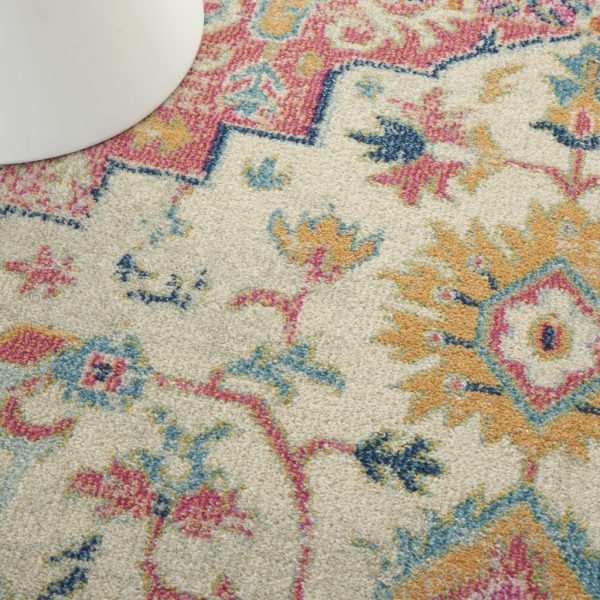 4?x 6?Ivory and Pink Medallion Area Rug - Image 5