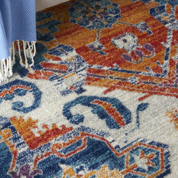 4?x 6?Ivory and Gold Floral Motif Area Rug - Image 4