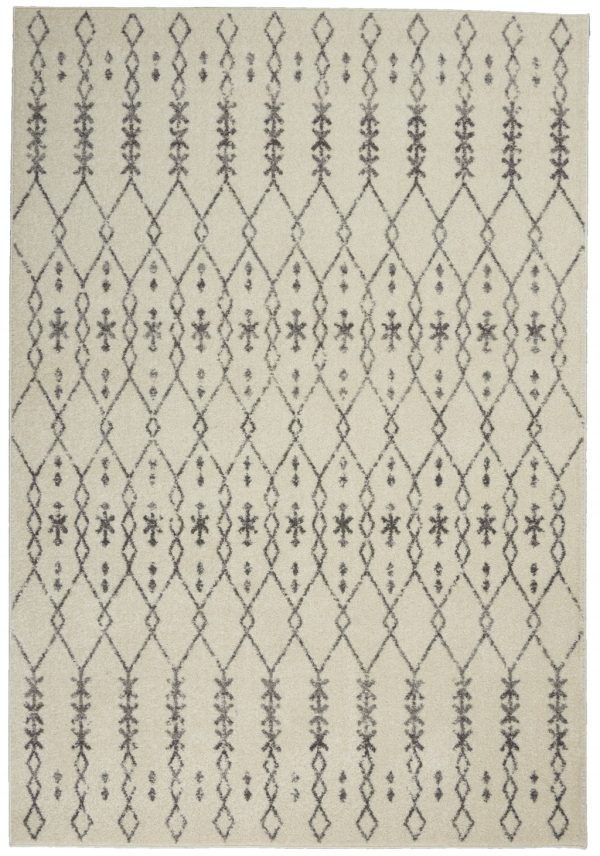 4?x 6?Ivory and Gray Geometric Area Rug