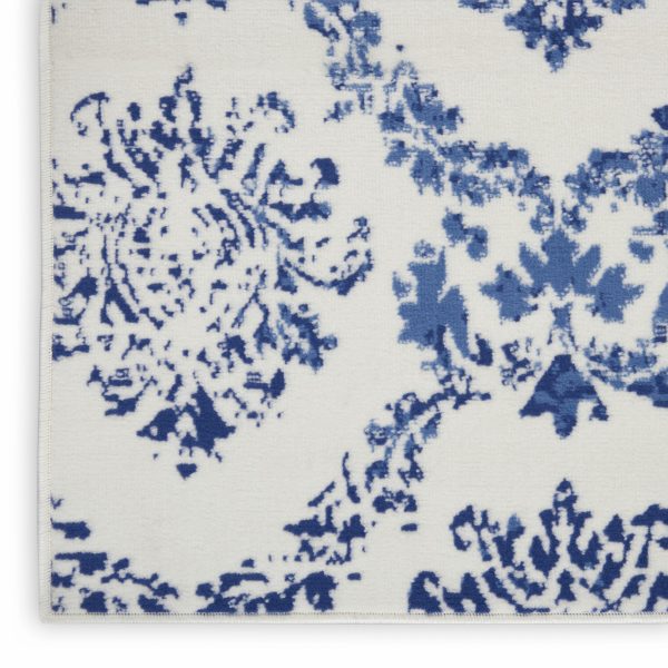 5?x 7?Ivory and Navy Damask Area Rug - Image 4