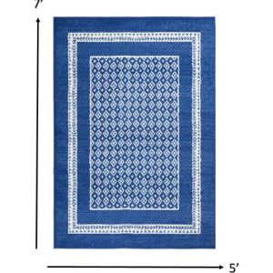 5?x 7?Navy and Ivory Geometric Area Rug