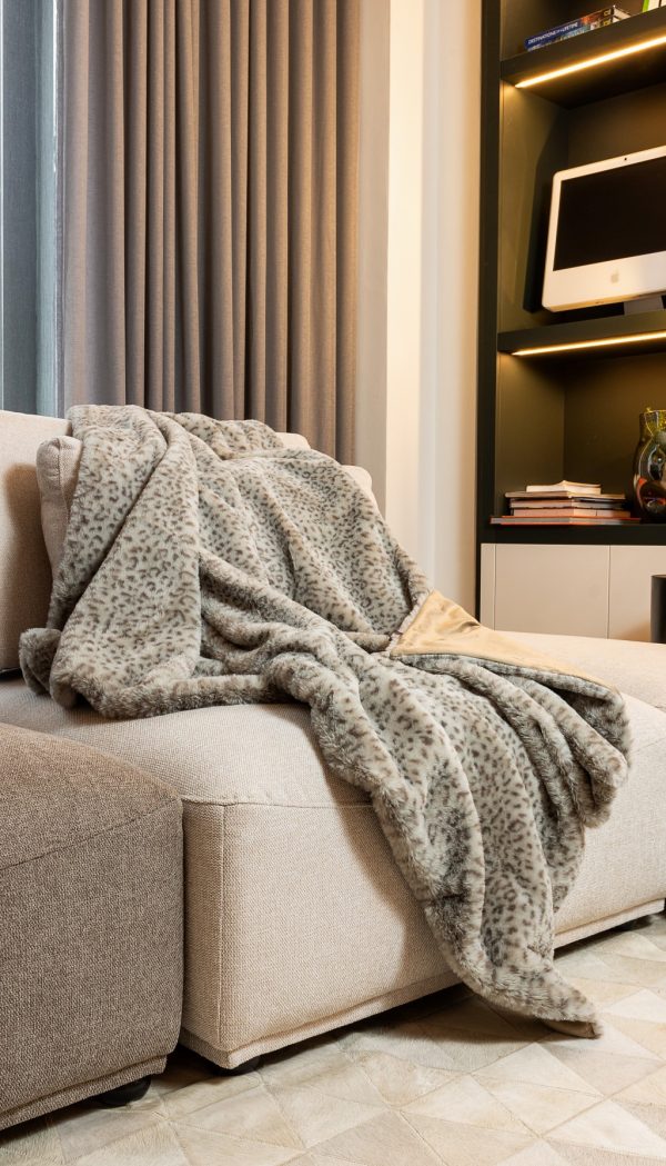 Premier Luxury Spotted Taupe and Brown Faux Fur Throw Blanket - Image 2