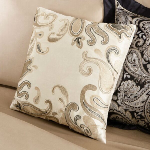 King size Cotton 12-Piece Reversible Paisley Comforter Set in Black Gold - Image 3
