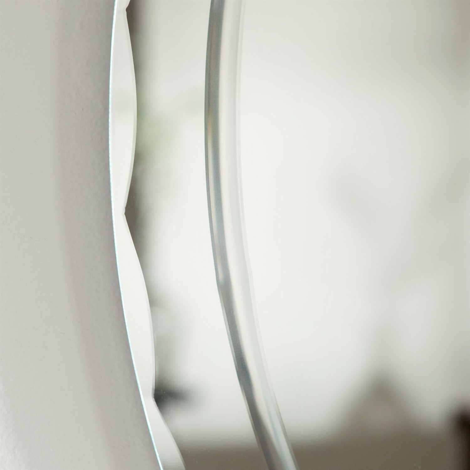 Oval Frameless Bathroom Vanity Wall Mirror with Beveled Edge Scallop Border - Image 3