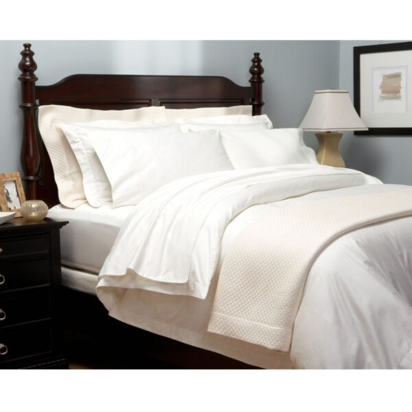 California King size 400 Thread Count Cotton Sheet Set in Eggshell - Image 2
