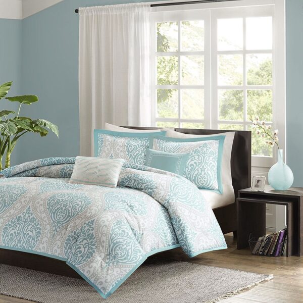 Full / Queen size 5-Piece Damask Comforter Set in Light Blue White and Grey - Image 2