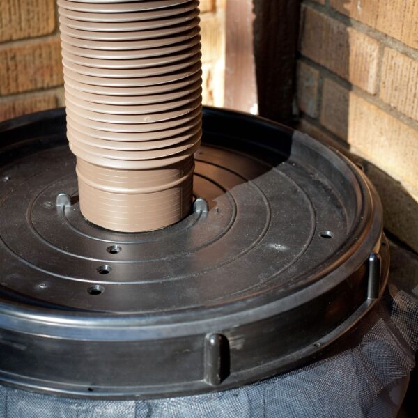 60-Gallon HDPE Food Grade Plastic Rain Barrel with Screw on Cover - Image 2