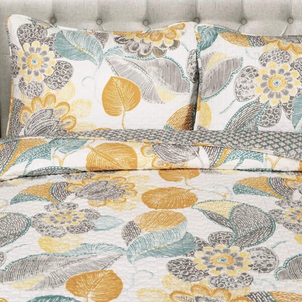 3 Piece Reversible Yellow Grey Floral Cotton Quilt Set in King Size - Image 3