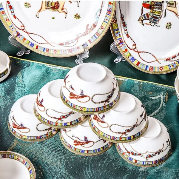 New Arrival Ceramic Dinner Set  Kitchen DESIGN Feature Bone China Dinner Set - Image 5